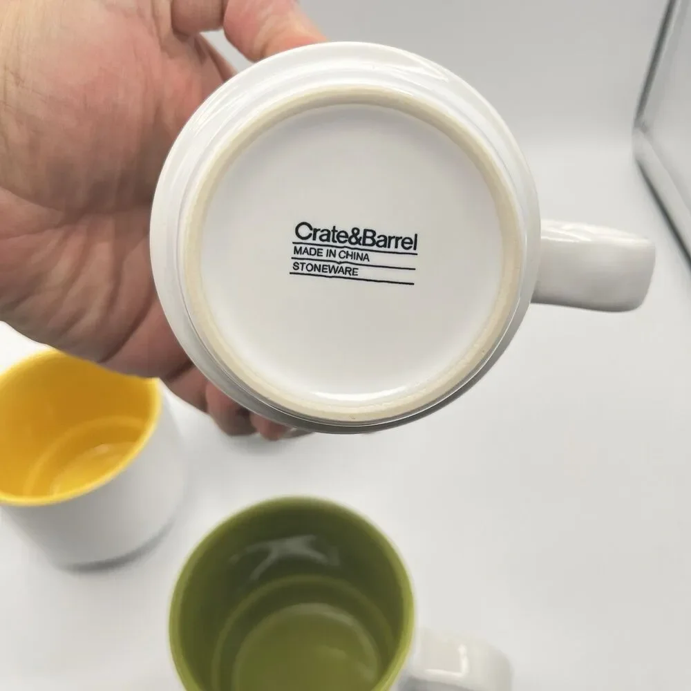 Crate and Barrel Stackable Cups Mugs White with 1 Green and 3 Yellow inside